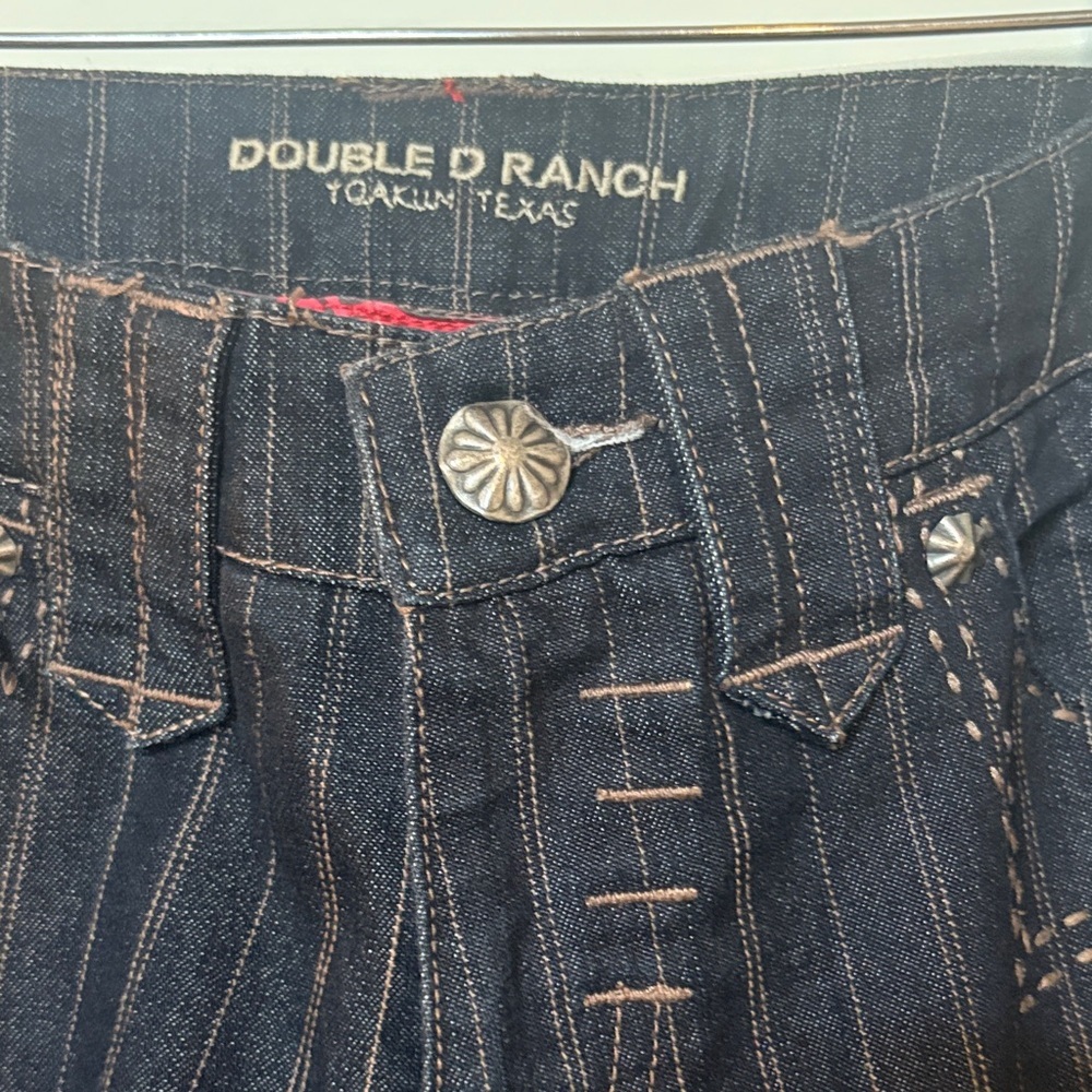 Double D Ranch Black Pinstripe Jeans. Sz 4.
Great shape! - Picture 2 of 12